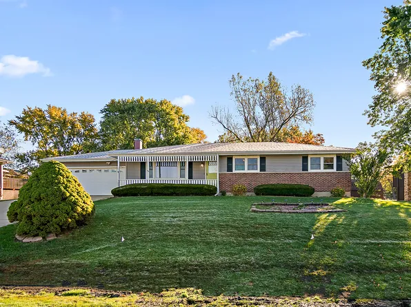 12344 W Warren Dr, Mokena, IL 60448