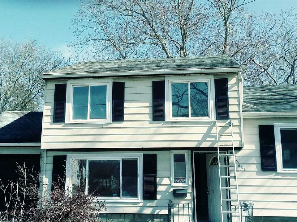 1st image of 621 Americus Ave