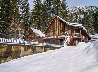 17695 N Shore Dr, Leavenworth, WA 98826