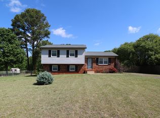 120 Sunnybrook Ct, Tobaccoville, NC 27050