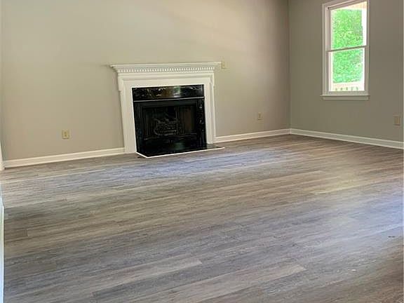 5th image of 116 McGregor Park Dr