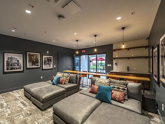 3rd image of 1465 Commonwealth Ave Unit 201