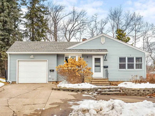 9501 Seaver Ave, Duluth, MN 55808