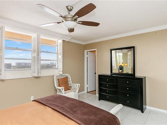 3rd image of 2731 NE 14th Street Cswy APT 919