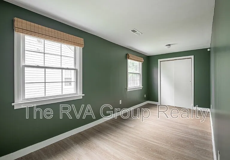 712 Hill Top Dr — Photo 11
