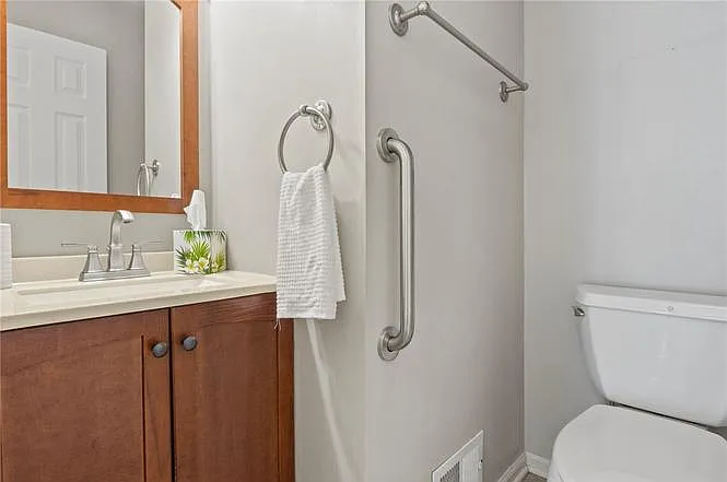 107 Salzer Hts — Photo 12