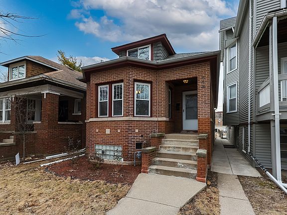 3rd image of 843 Lathrop Ave