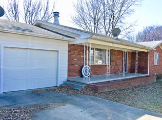 603 E 5th St, Weleetka, OK 74880