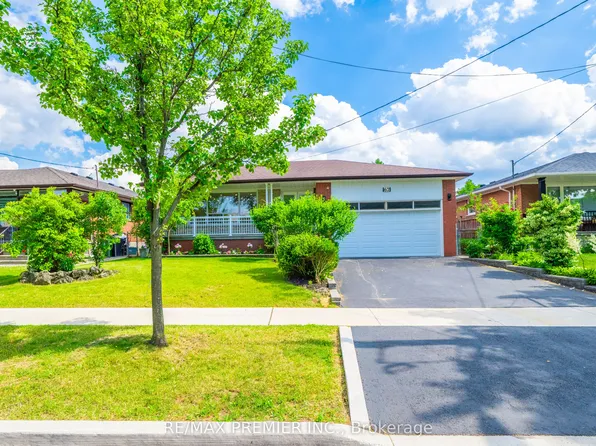 62 Keegan Cres, Toronto, ON M3J 1G2
