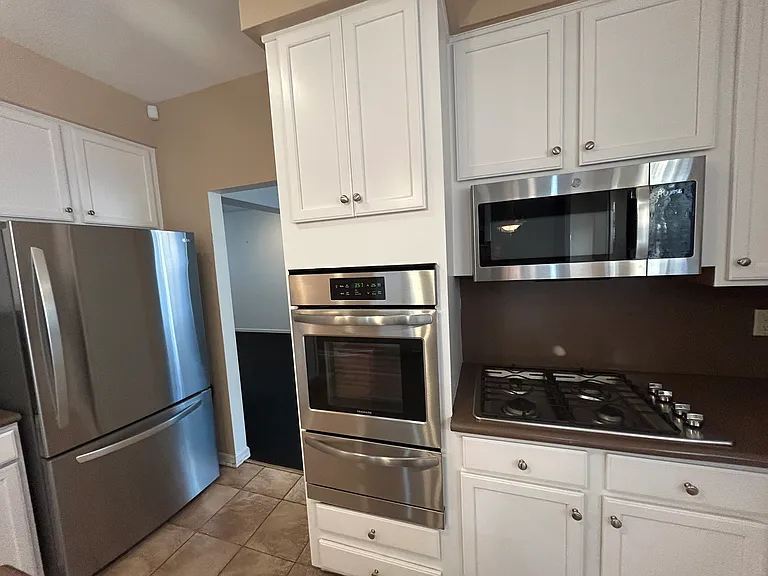 29 Carriage Dr — Photo 21