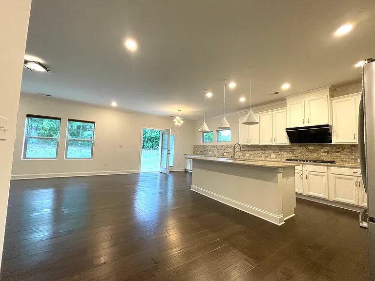 15614 Coventry Court Ln — Photo 7
