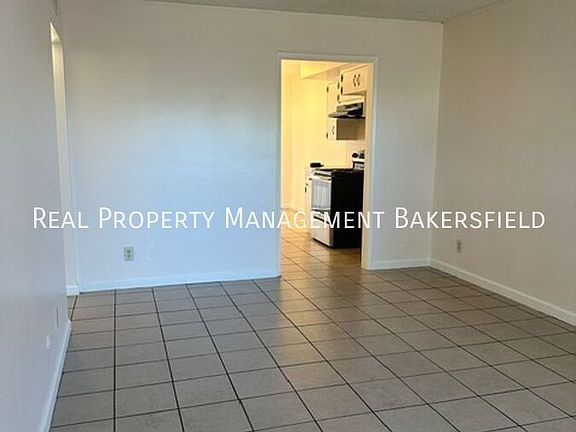 3rd image of 1015 Pacific St APT D