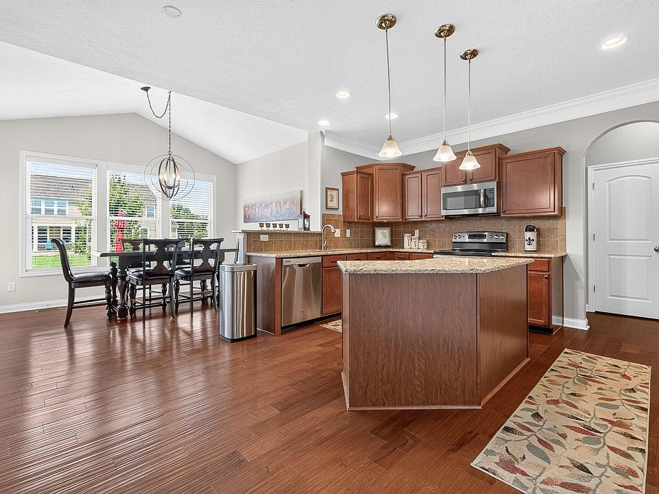 1st image of 635 Sandhill Ct
