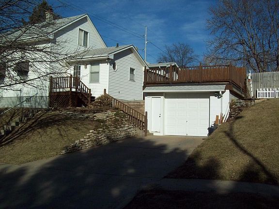 Extra Large 1 Car Garage