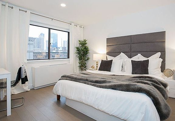 2nd image of 311 W 50th St #2T