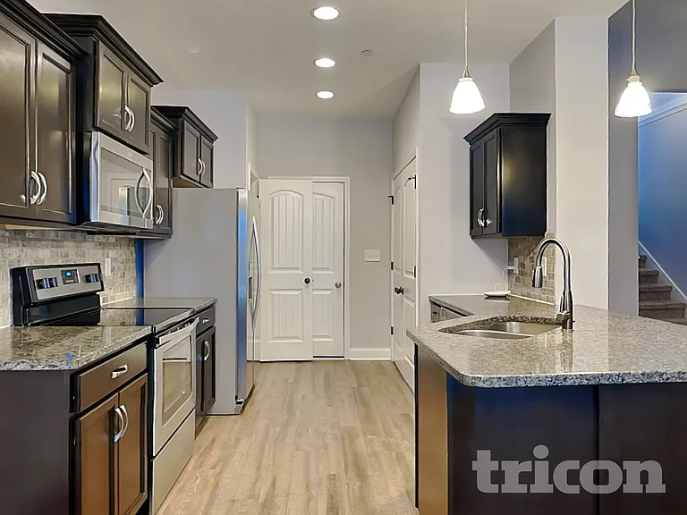364 Preakness Cir — Photo 5