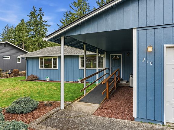 4th image of 210 Beacon Hill Drive