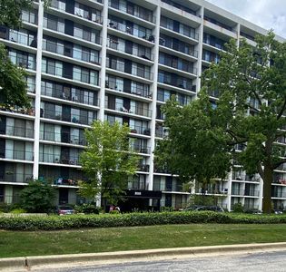 2015 S Finley Rd APT 1101, Lombard, IL, 60148