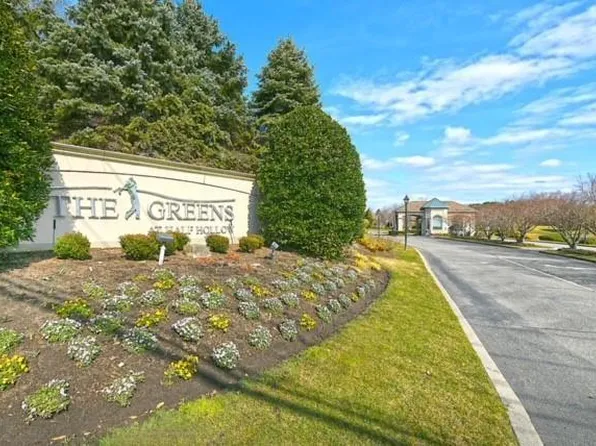 855 Verona Drive, Melville, NY 11747