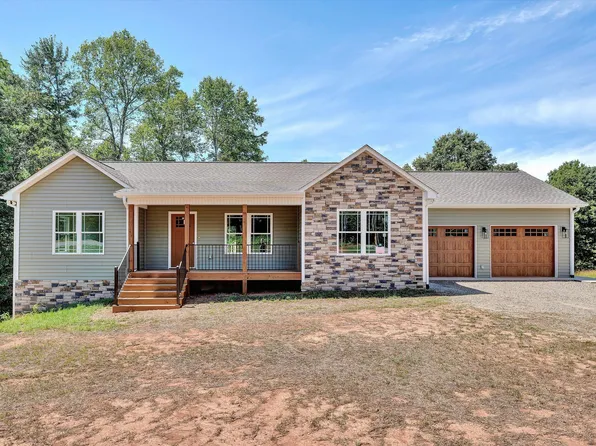 3727 Golden View Rd, Glade Hill, VA 24092