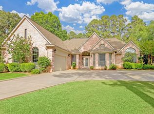 14820 Oak Shores Dr, Willis, TX 77318