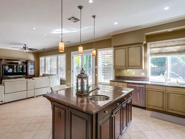 9673 Deer Trail Dr — Photo 21