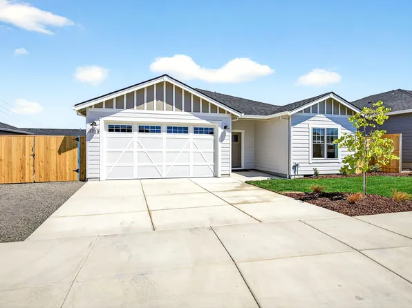 3719 Carlin Dr, Medford, OR 97504