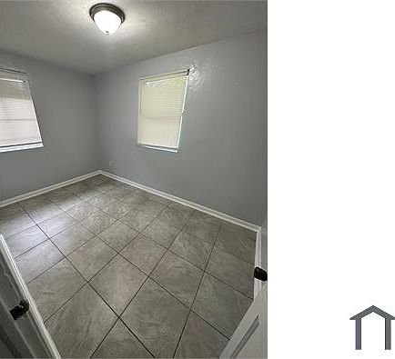 2nd image of 1046 W 8th St