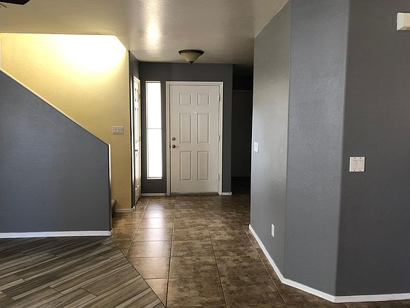 5th image of 3027 E Tonto Dr