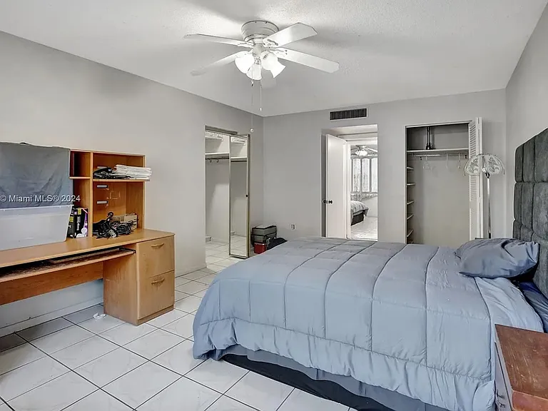 1301 NE 191st St #F405 — Photo 11
