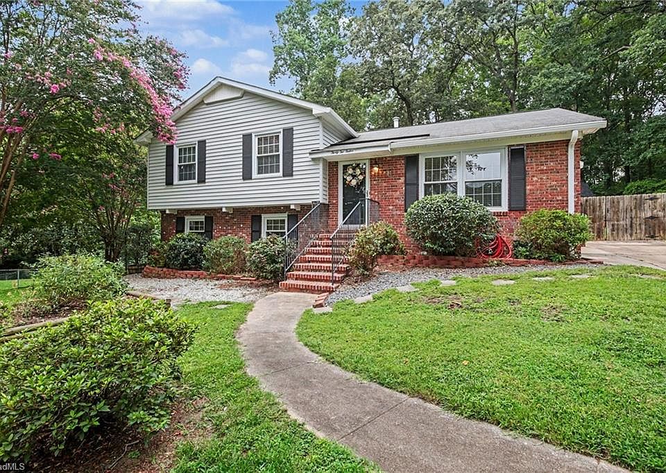 1st image of 3212 Flanders Ct