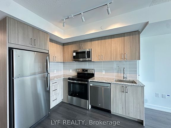 5th image of 4010 Eglinton Ave W #1209