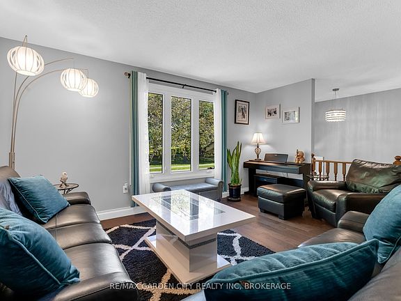 4th image of 54 Crestcombe Rd