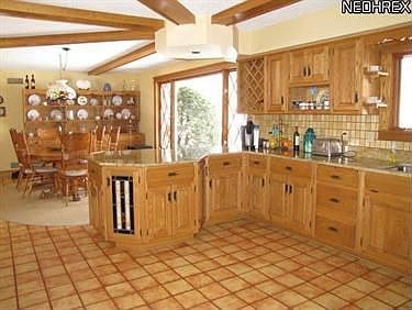 5th image of 9821 Whisper Wood Cir