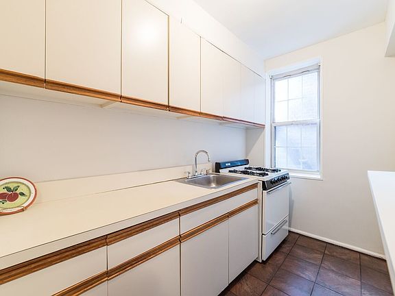 Lots of cabinet space.