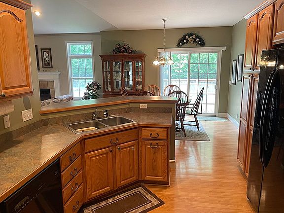4th image of 14279 Virginia Ln
