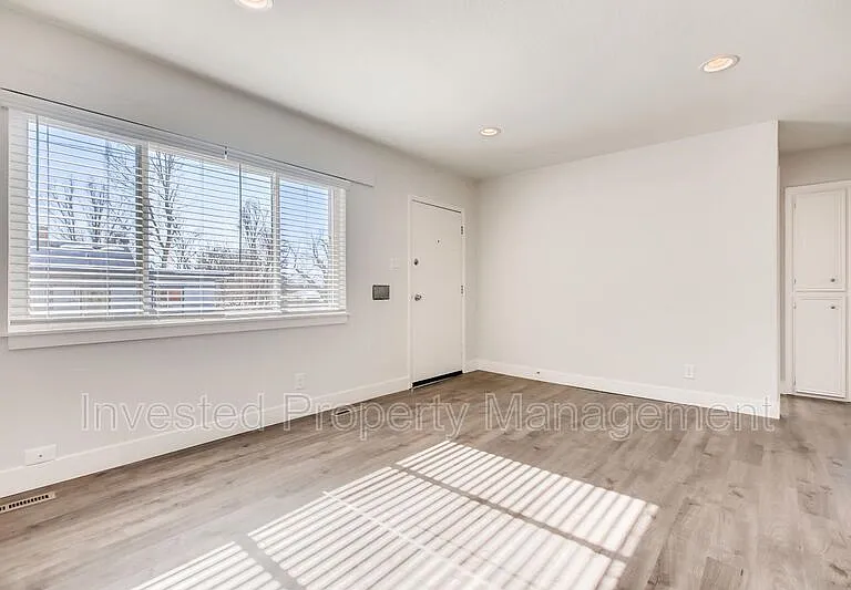 3330 N Cook St — Photo 3
