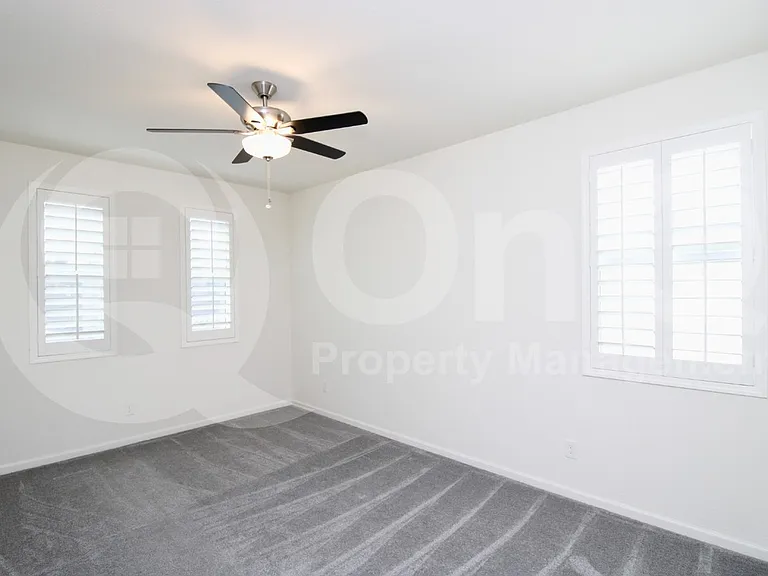 231 E Wisteria Dr — Photo 11