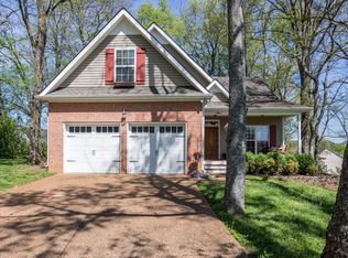 1910 Hamelton Cir, Spring Hill, TN 37174