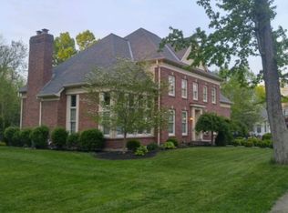 306 Stanton Ave, Terrace Park, OH 45174
