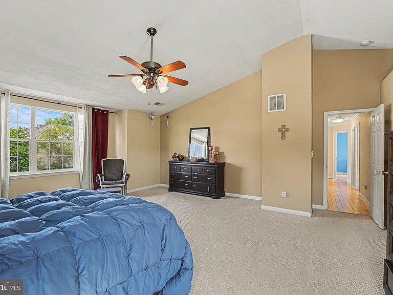46 Northampton Blvd — Photo 21