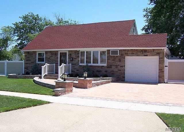 1st image of 351 Weidner Ave