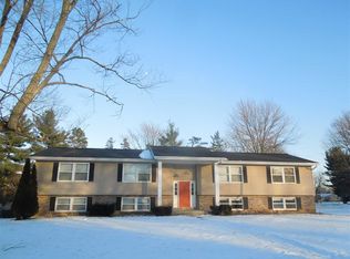 121 John St, Parma, MI 49269