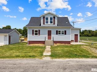 619 E Locust St, Metamora, IL 61548