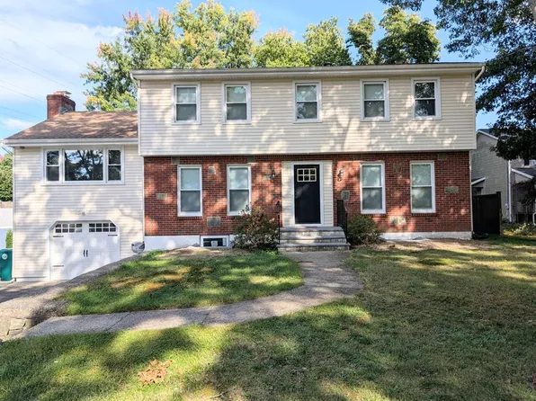 1996 Huntington Rd, Stratford, CT 06614