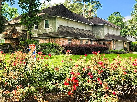 2nd image of 16155 Hexham Dr