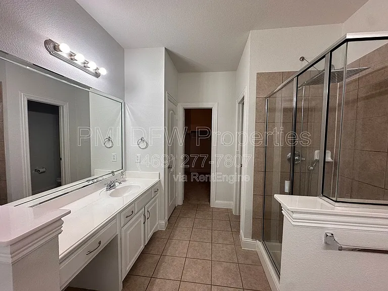 2610 Meadow Ridge Dr — Photo 14