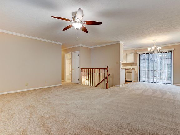 4th image of 1415 Woodpointe Dr