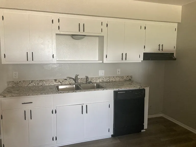 2241 W Burton Rd #96 — Photo 4