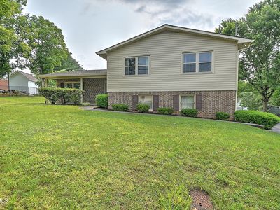 1712 W Lakeview Dr, Johnson City, TN, 37601